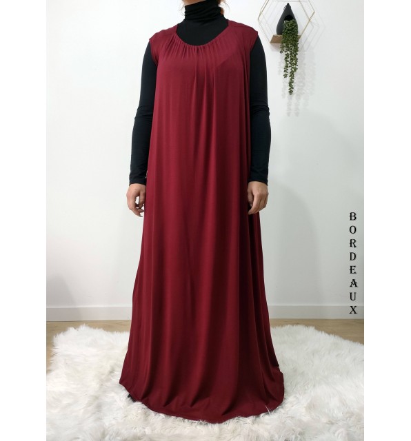 Robe UrbanLong en Viscose Sans Manches – Élégance Simple & Confort | B